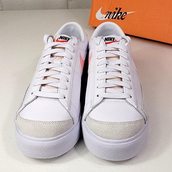 Nike Blazer Low Platform Sneaker White / Pink Blaze Womens 10 - Picture 3 of 10